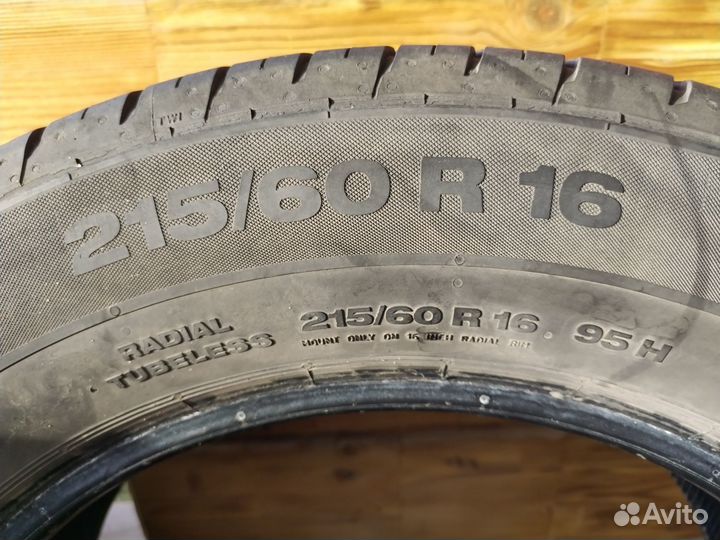 Continental ContiPremiumContact 2 215/60 R16 95H