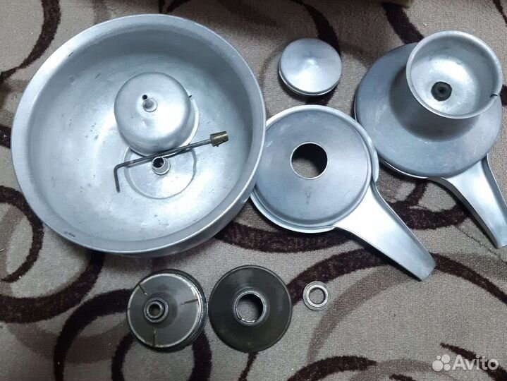 Сепаратор СССР для молока ручной Урал