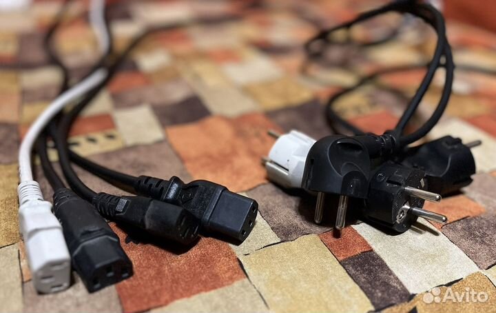 Сетевой кабель для компьютера