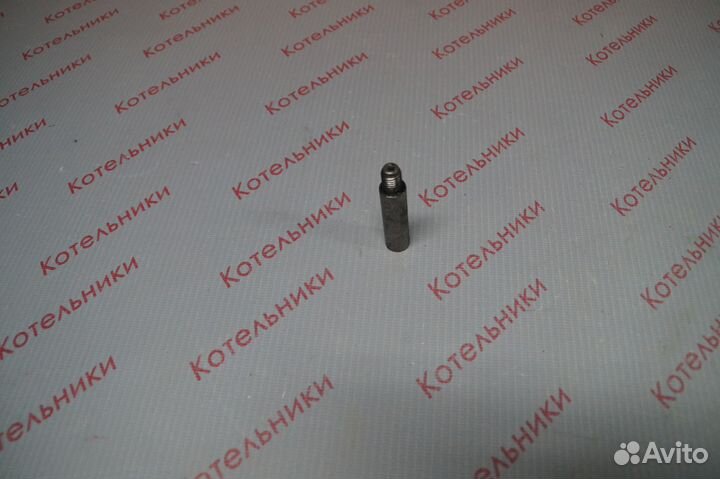 Nissan 41139-9F500 Направляющая суппорта