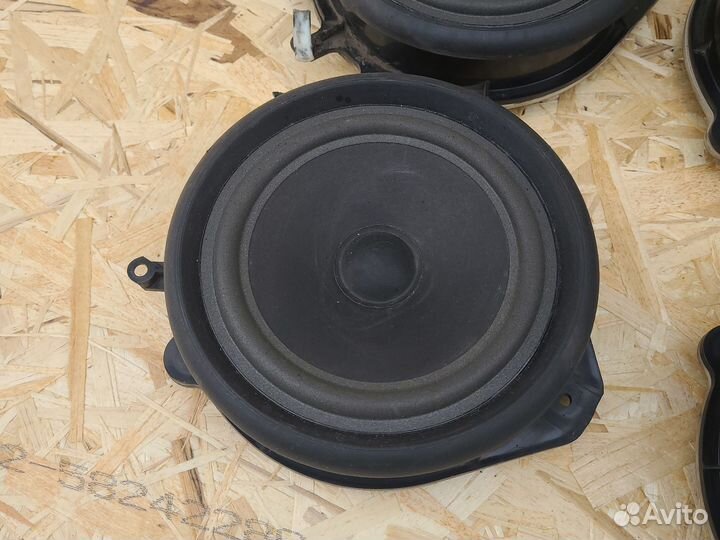 Колонка (динамик) Audi A4 B6 8EC 8E0035411