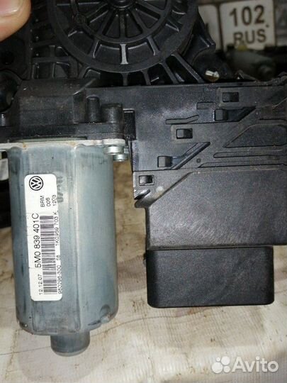 Моторчик стеклоподъёмника Volkswagen Golf Plus 5