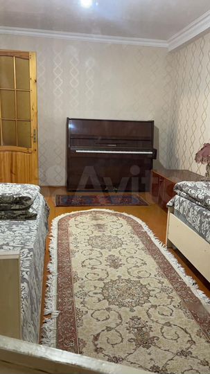 4-к. квартира, 110 м², 1/5 эт.
