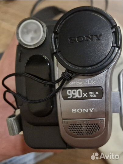 Продам видеокамеру Sony DCR TRV270E