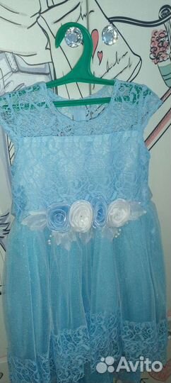 Платье праздничное