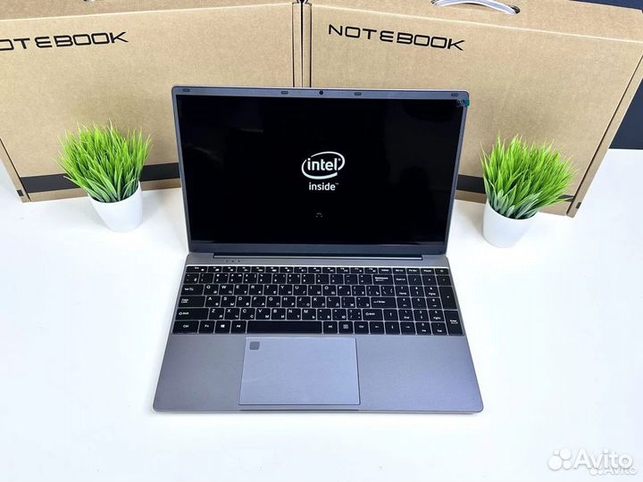 Ноутбук 16.1 Core i7/12gb/512ssd