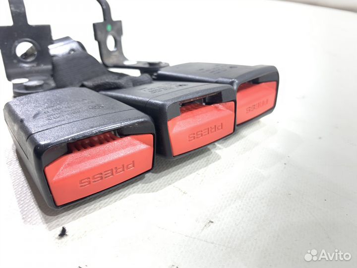 Замки задних ремней безопасности BMW X6 F16