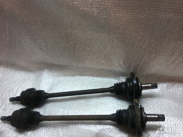 Привод шрус задний правый Mercedes W219 CLS 350