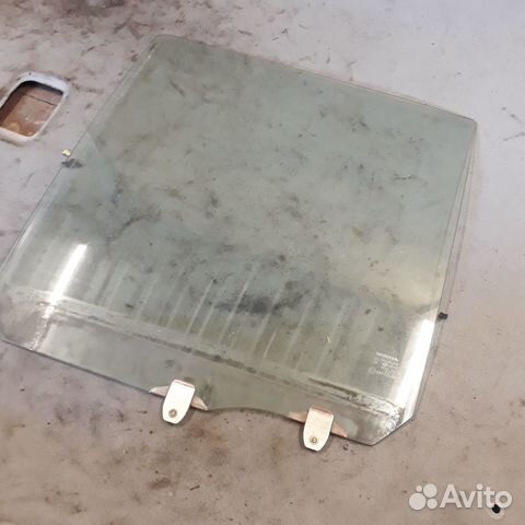 Стекло задней левой двери Хонд срв 1