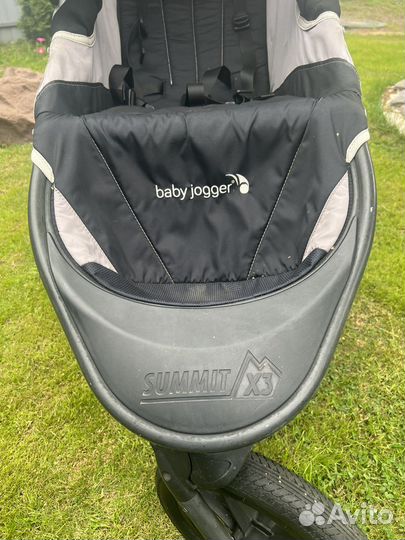 Коляска детская беговая Baby Jogger Summit X3