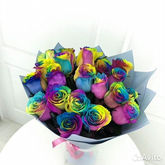 Букет радужных роз, Эквадор, 60см 65 шт