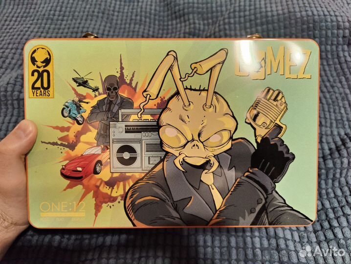 Mezco agent Gomez golden head