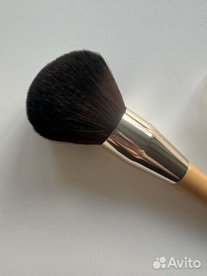 Кисть для пудры Clarins