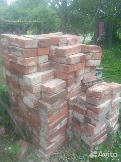 Продам кирпич 15р