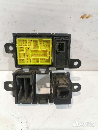 Блок управления зеркал Nissan Juke 1 1.6 HR16 MT