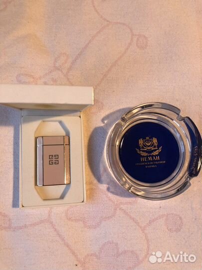 Зажигалка givenchy и пепельницы