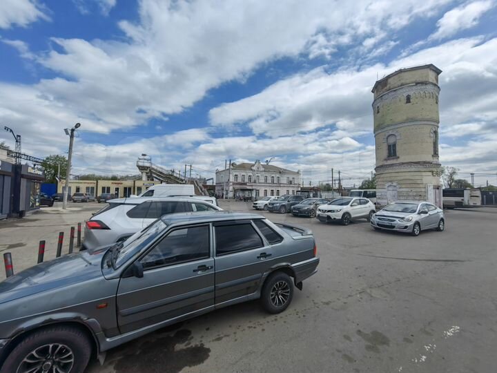 Торговая площадь, 16 м²