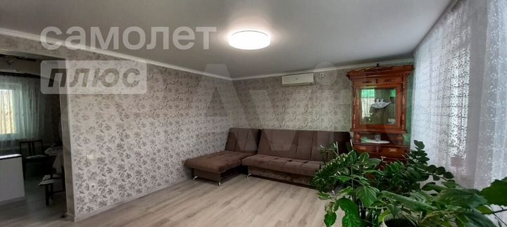 Дом 59,5 м² на участке 6,7 сот.