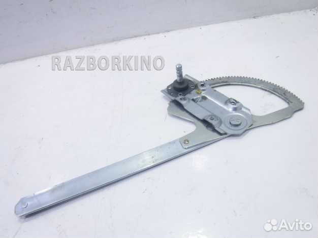 Стеклоподъемник механический передний правый