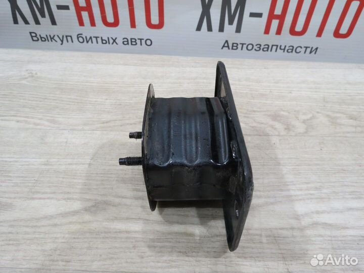 Кронштейн усилителя заднего бампера Vesta SW Cross