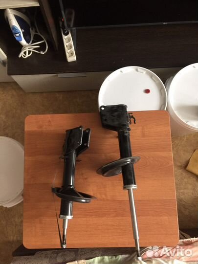 Переднии стойки fiat