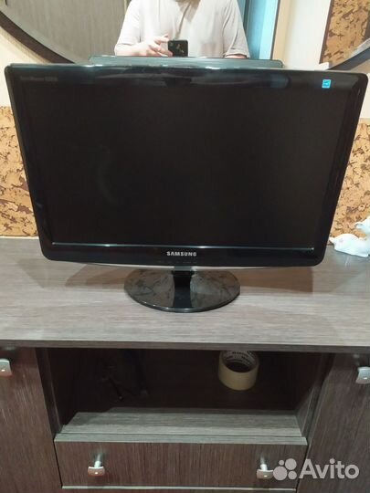 Монитор samsung 2030n