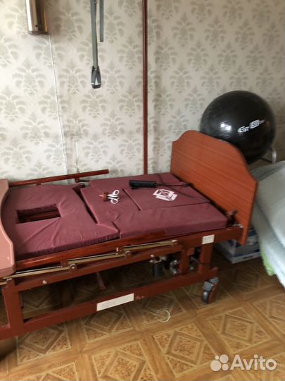 Кровать для лежачих больных с электроприводом бу