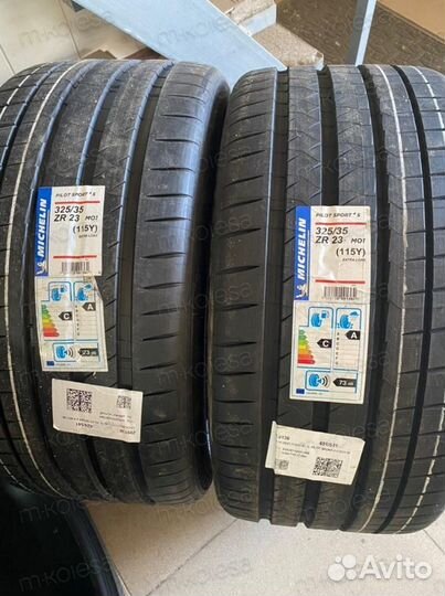Michelin Pilot Sport 4 S 325/35 R23