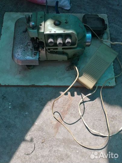 Оверлок для швейной машины