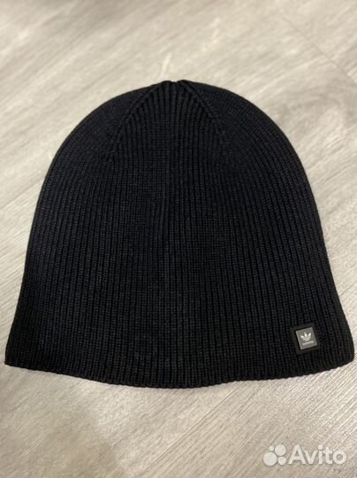Шапка adidas черная на флисе