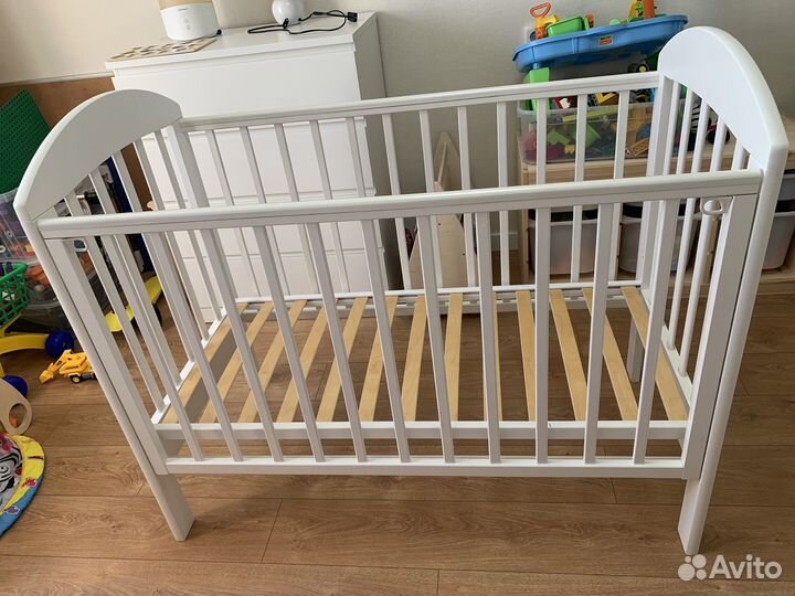 Детская кроватка качалка Дарина 2