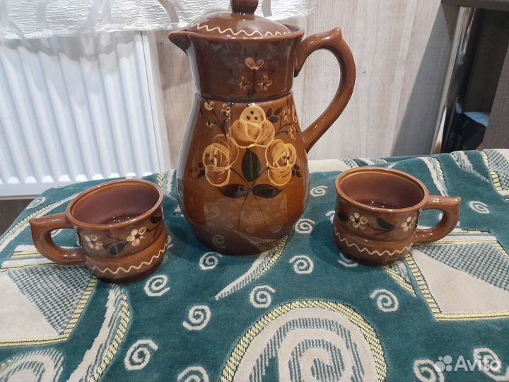 Антикварный набор кувшин и 2 чашки