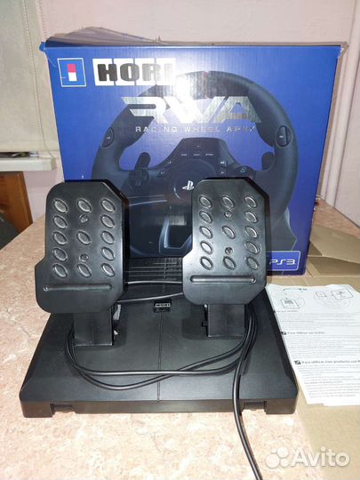 Игровой руль с педалями