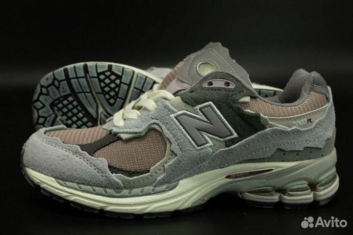 Кроссовки New Balance 2002R