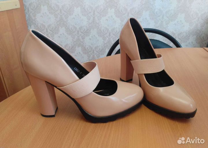 Туфли женские 39 размер