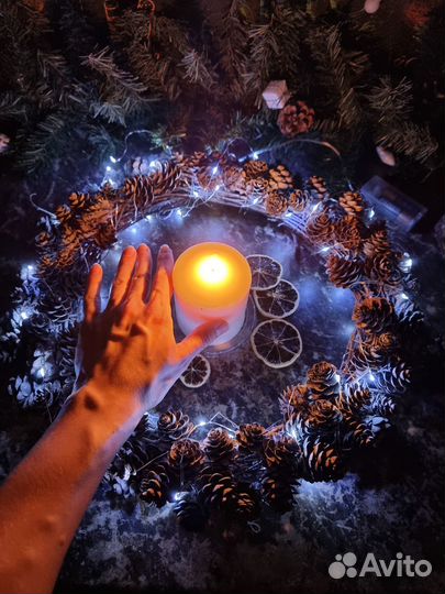 Новогодний венок большой (лиственница)