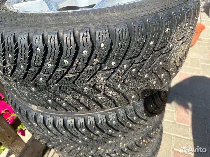 Nokian Tyres Hakkapeliitta 8 205/55 R16