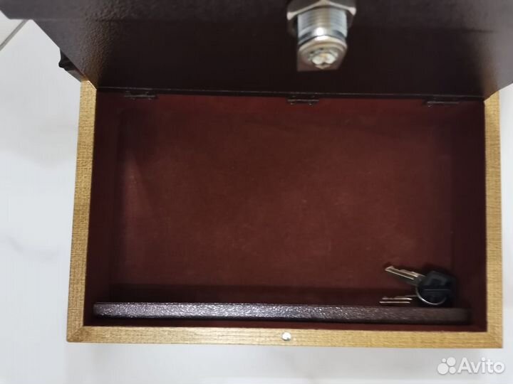 Книга сейф