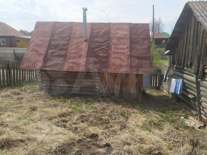 Дом 30 м² на участке 5 сот.