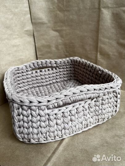 Корзина вязаная