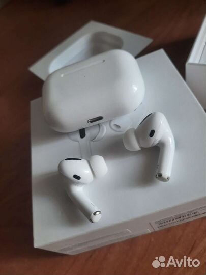 Наушники Apple AirPods Pro