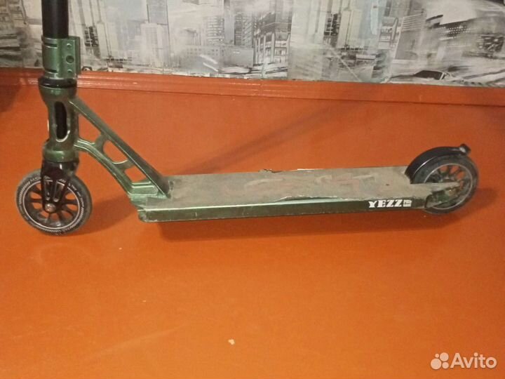 Трюковой самокат