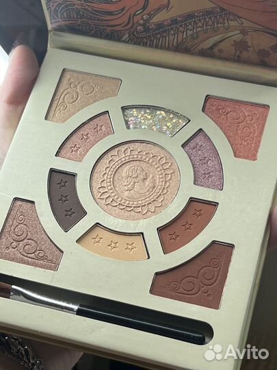 Бокс косметики в коробке для девушек из вк