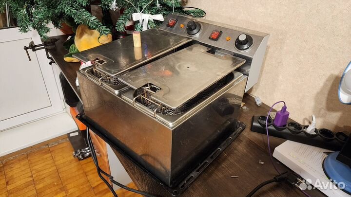 Фритюрница профессиональная 2 чаши4 литра 6500 Вт