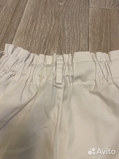 Шорты женские белые