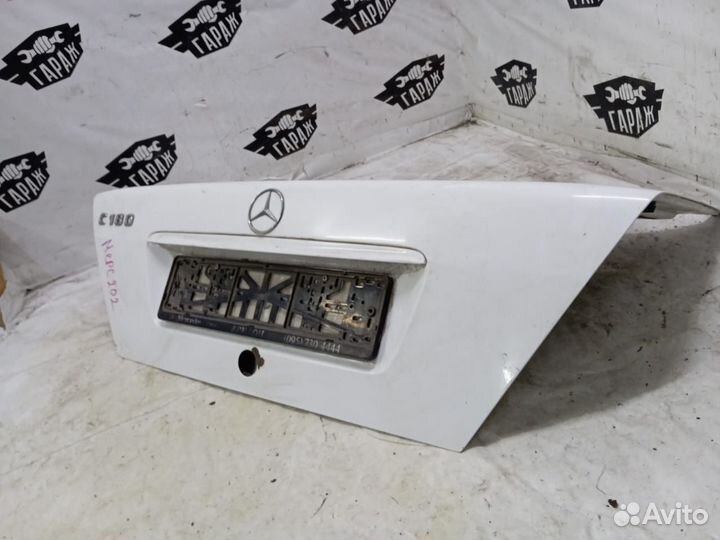 Крышка багажника Мерседес W202
