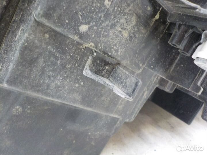 Фара правая BMW X5