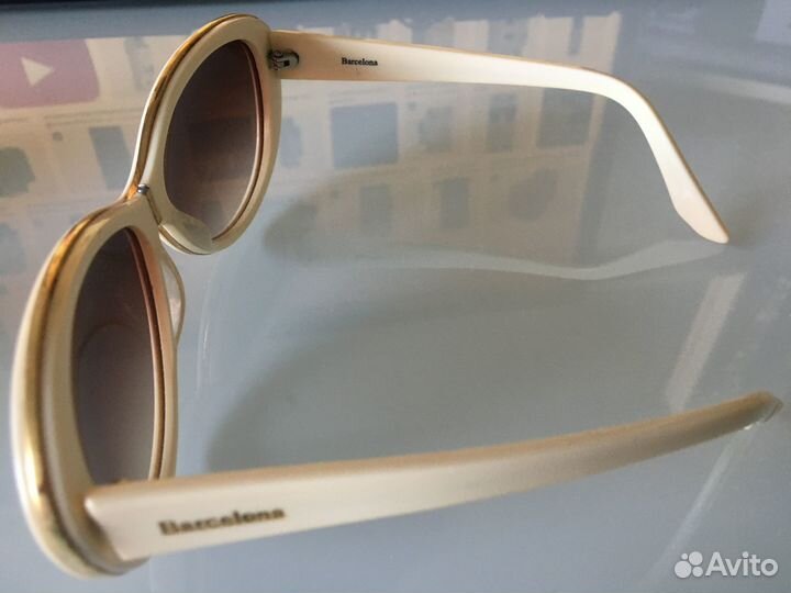 Женские оригинальные солнцезащитные очки Barcelona