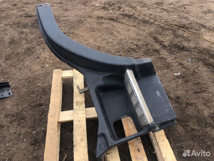 Трап левый (подножка ) volvo FM