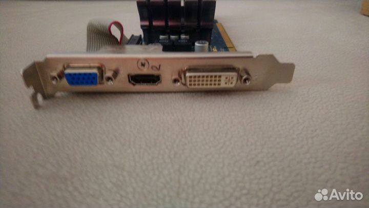 Видеокарта asus GeForce 210 1Гб